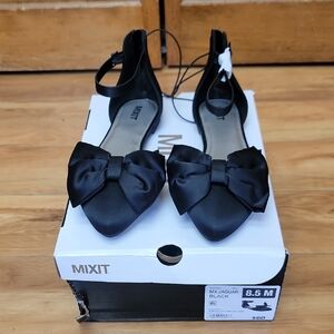 Mixit Jaguar Size 8.5 Elegant Black Bow Flats With Ankle Strap NEW